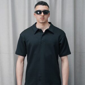 ESSENTIALS BLACK T-SHIRT