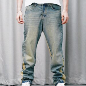 WASHED FLARED JEANS