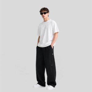 BLACK SWEATPANTS